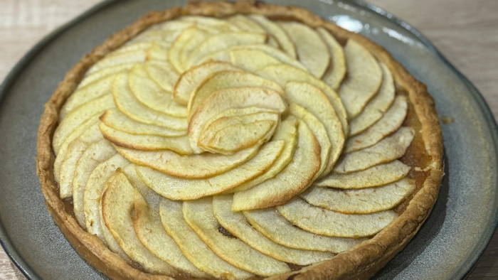 Tarte aux pommes protéinée sans sucre ajouté maison - Recette fitness 20g de protéines par part faible en calories