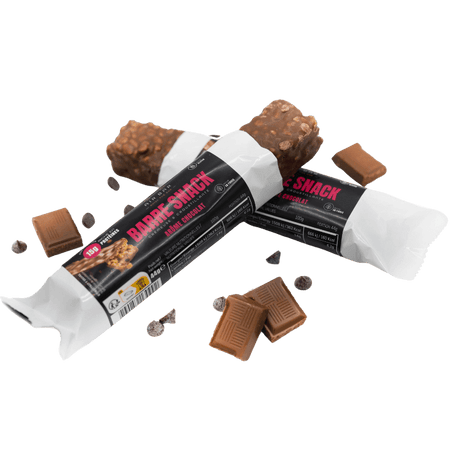 Deux barres protéinées Airbar Snack enrobées de chocolat au lait avec morceaux de chocolat autour et emballage noir et blanc mentionnant 15 g de protéines par barre de 44 g