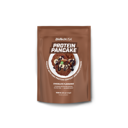 Sachet BioTechUSA Protein Pancake saveur chocolat 1 kg de couleur marron avec assiette de pancakes chocolat décorés de copeaux et noix