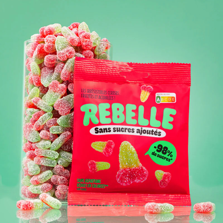 Bonbons fruités acidulés Rebelle, 98% de sucres en moins, goût délicieux et naturel.