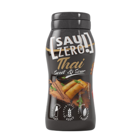 Bouteille de sauce Sauzero LifePro goût Thai Sweet & Sour zéro calorie avec illustration de rouleaux de printemps et sauce thaï sur l’étiquette