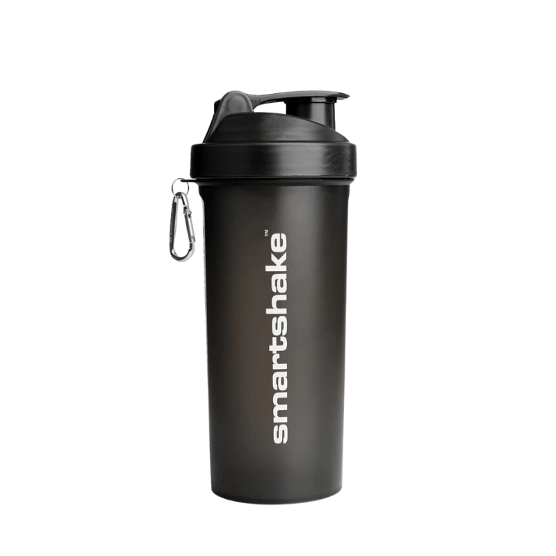 Shaker noir Smartshake 1000 ml avec logo blanc vertical et mousqueton métallique fixé sur le côté du couvercle